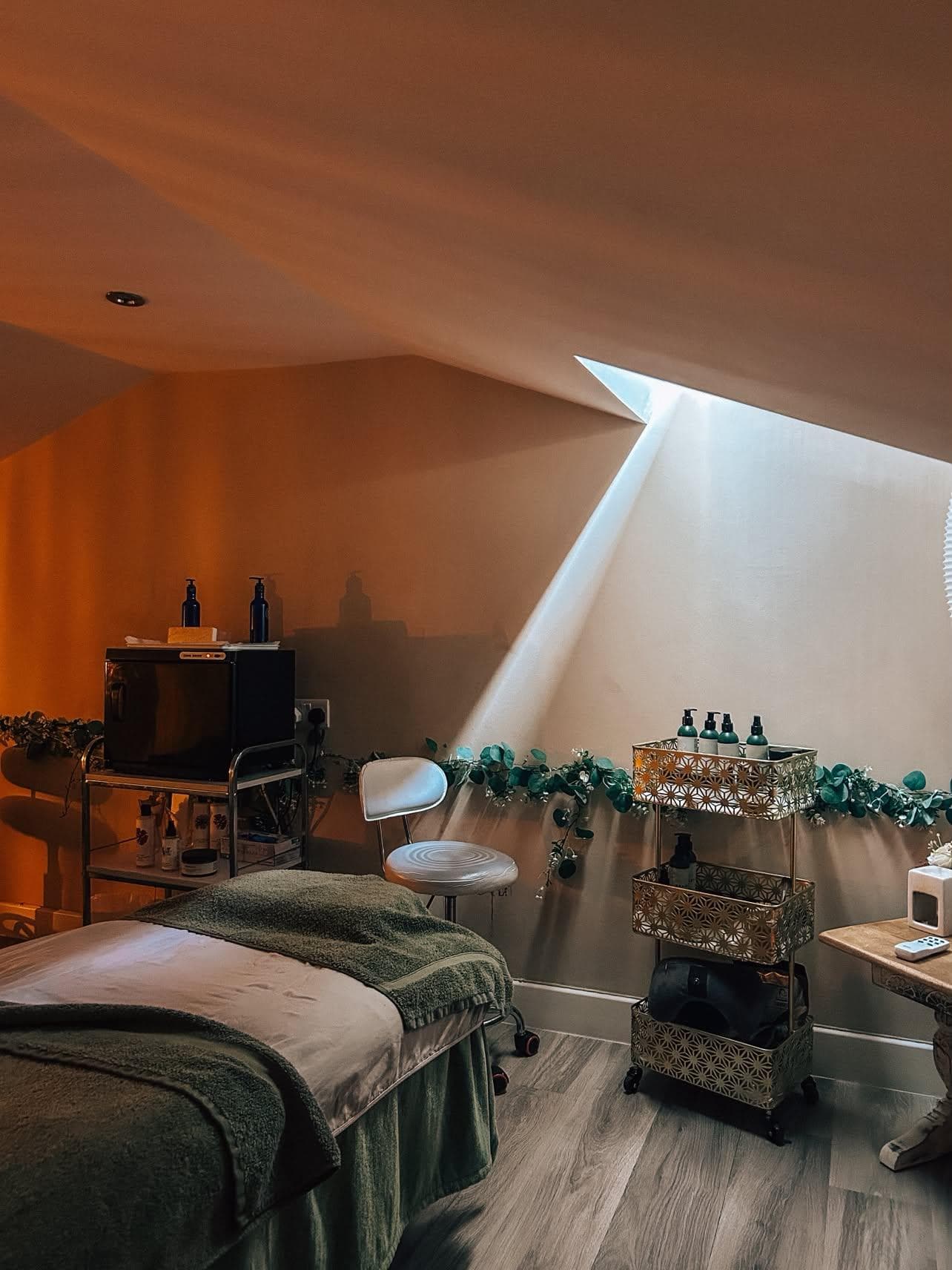 Single and Double Treatment Rooms with Natural Light