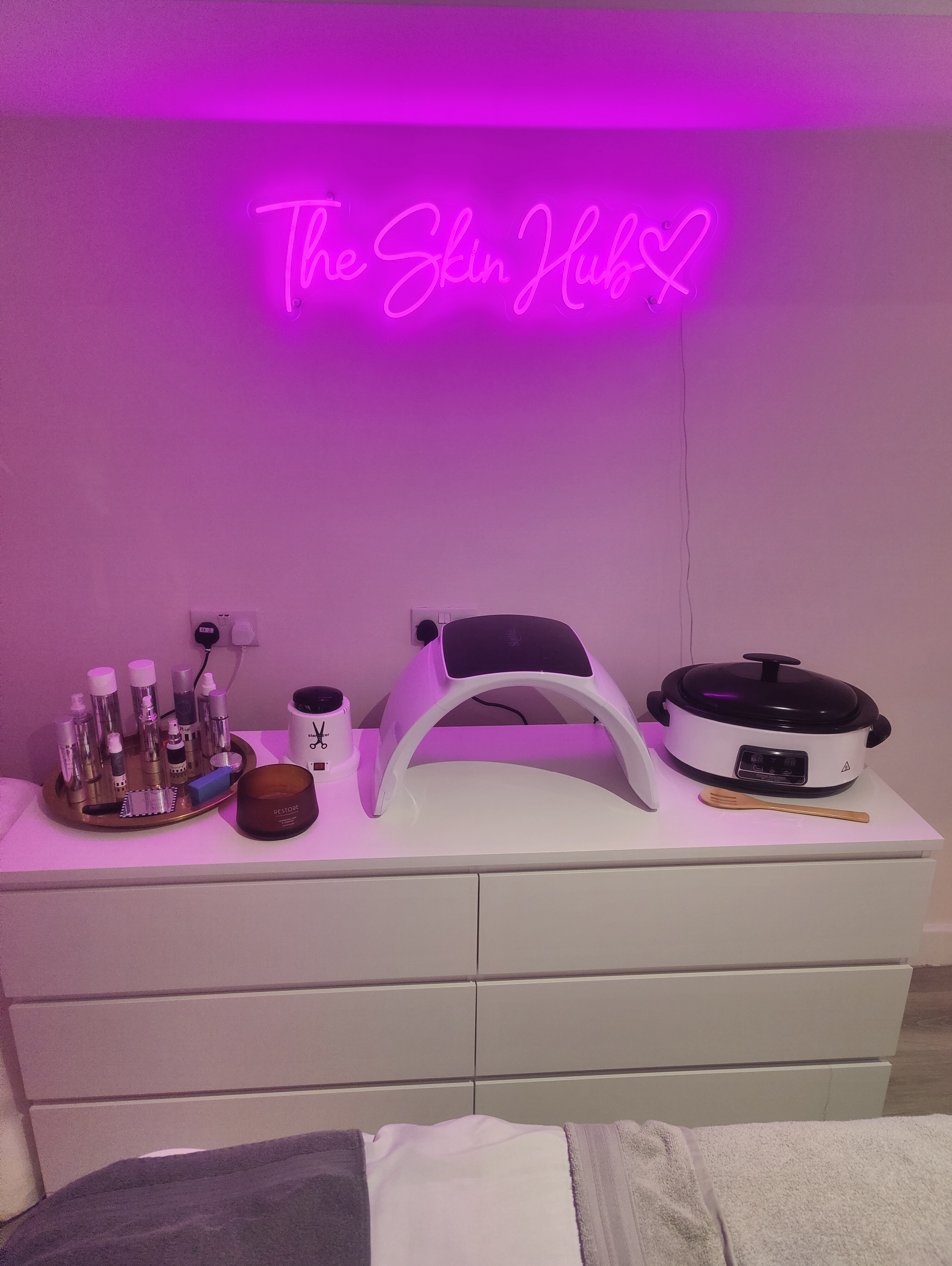MEDI+ cosmeceuticals and sterilisation station in The Skin Hub